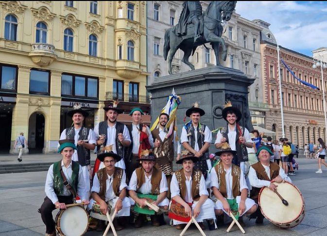 Gira a Zagreb, Croacia, en el Día de Portugal, invitados por la Embajada de Portugal.