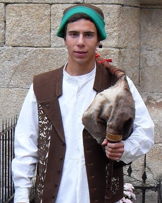 Dinis Arribas · Sendim · 2003–2024